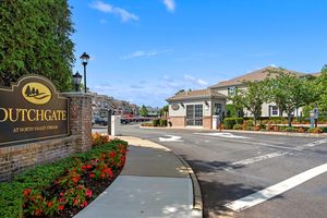 1002 WILLOW LN, VALLEY STREAM, NY