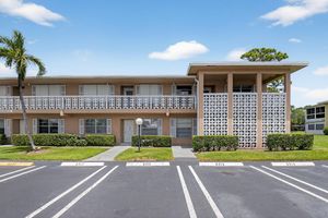 1030 CITRUS WAY APT 204, DELRAY BEACH, FL
