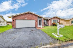 9802 NW 75TH CT, TAMARAC, FL