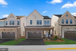 43274 GREELEY SQ, ASHBURN, VA