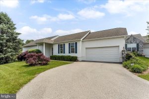916 E FOX HOUND CHASE, GLEN MILLS, PA