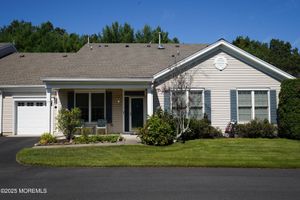 55 GOLDEN WILLOWS AVE, LAKEWOOD, NJ