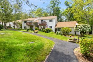 84 MOLLY PITCHER LN H, YORKTOWN HEIGHTS, NY