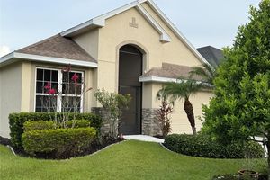 8301 BRIDGEPORT BAY CIR, MOUNT DORA, FL