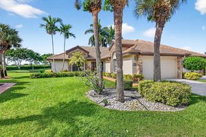 8225 CASSIA DR, BOYNTON BEACH, FL