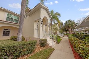 10134 COLONIAL COUNTRY CLUB BLVD 905, FORT MYERS, FL