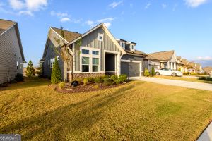 6821 BUNGALOW RD, FLOWERY BRANCH, GA