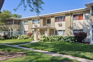 725 S CLINTON ST 2B, DENVER, CO
