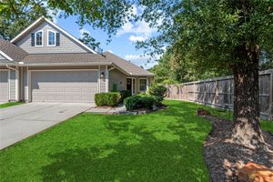 27 FITZROY PL, CONROE, TX