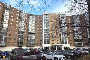 15107 INTERLACHEN DR 2-215, SILVER SPRING, MD