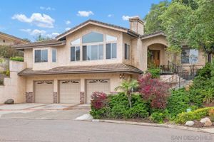 10913 TREESIDE LN, ESCONDIDO, CA