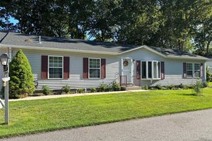 1407 MIDDLE RD UNIT 22, CALVERTON, NY