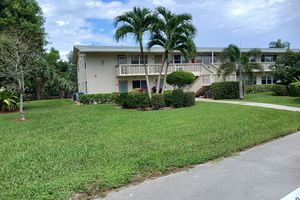 250 DURHAM 250 F, DEERFIELD BEACH, FL