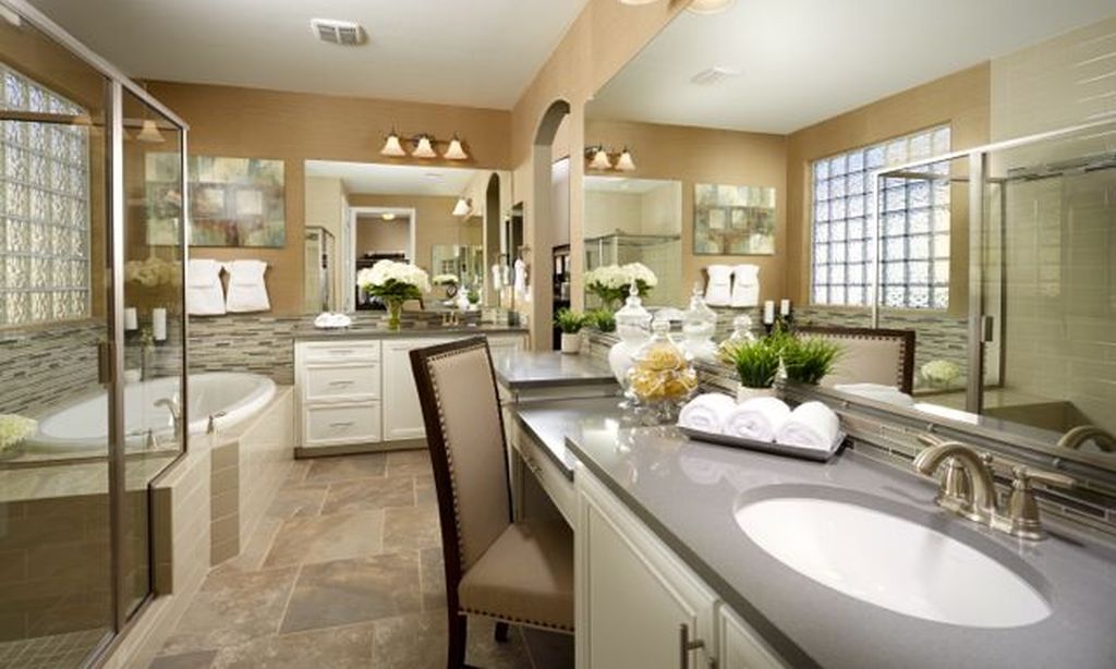 Large Master Bathrooms