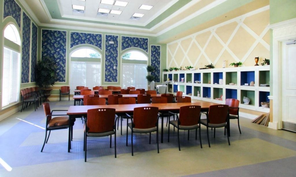 Arts & Crafts Studio