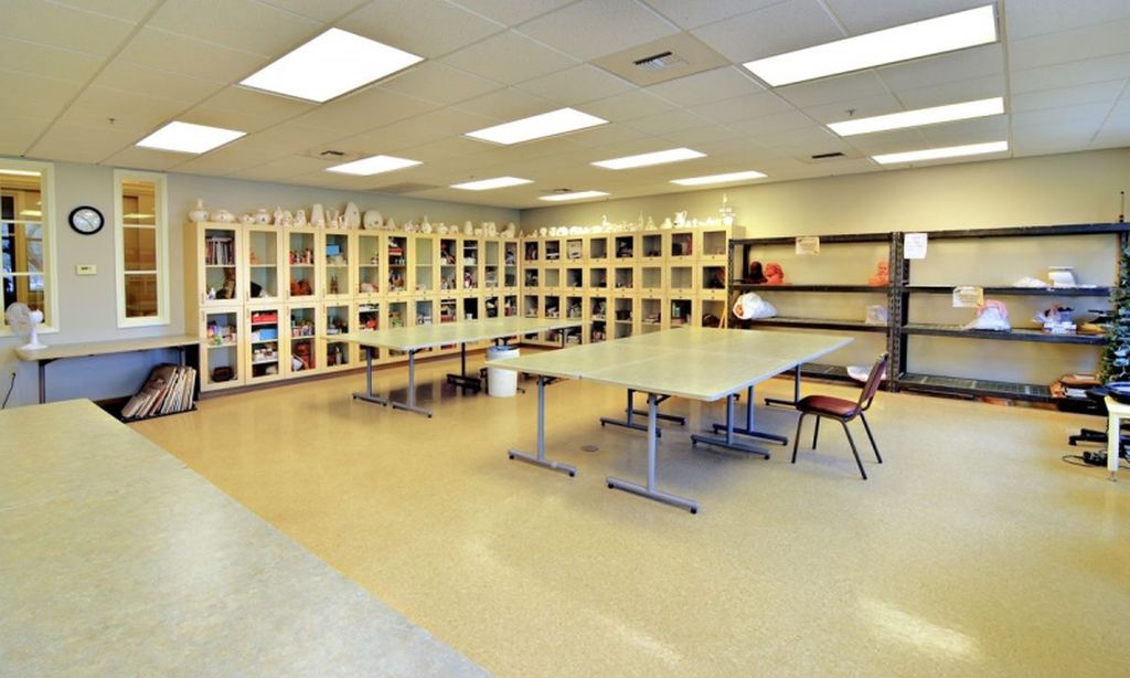 Arts & Crafts Studio