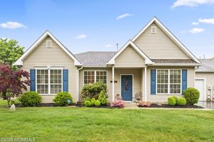 3 DEERCHASE LN, LAKEWOOD, NJ