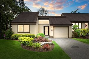 582 HERITAGE HLS A, SOMERS, NY
