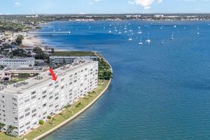5900 SHORE BLVD 808, GULFPORT, FL