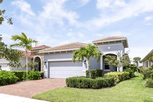 8948 SW PEPOLI WAY, PORT SAINT LUCIE, FL