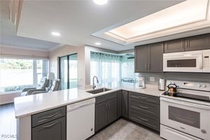 5565 TRAILWINDS DR APT 216, FORT MYERS, FL