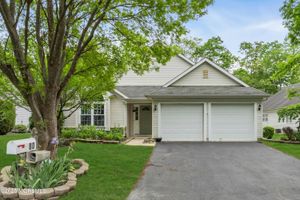 80 FOXWOOD RD, LAKEWOOD, NJ