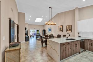 5674 ROYAL LAKE CIR, BOYNTON BEACH, FL