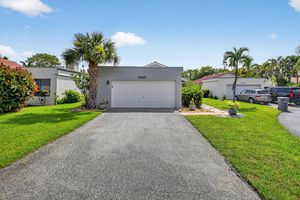5588 AINSLEY CT, BOYNTON BEACH, FL