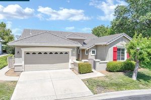 1090 BOUNTIFUL WAY, BRENTWOOD, CA