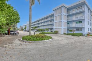2018 S FEDERAL HWY 304, BOYNTON BEACH, FL
