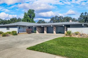 199 WHITE OAK DR, SANTA ROSA, CA