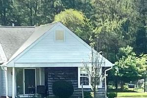 427 AYLESBURY CT A, RIDGE, NY