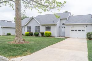 646B NUTLEY DR, MONROE, NJ