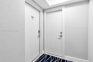 1904 S OCEAN DR 1004, HALLANDALE BEACH, FL