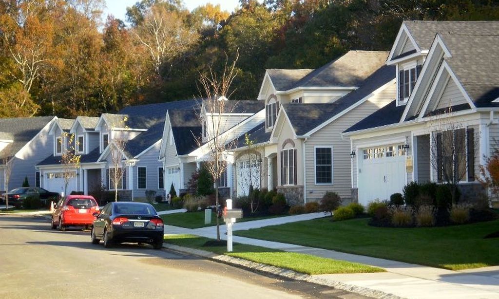 Inviting Neighborhood