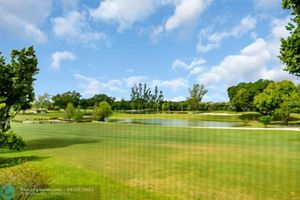 9811 N HOLLYBROOK LAKE DR 308, PEMBROKE PINES, FL