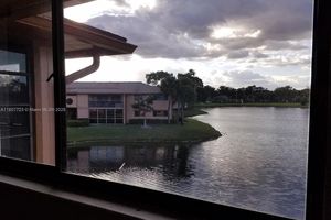 9873 N BELFORT CIR 215, TAMARAC, FL