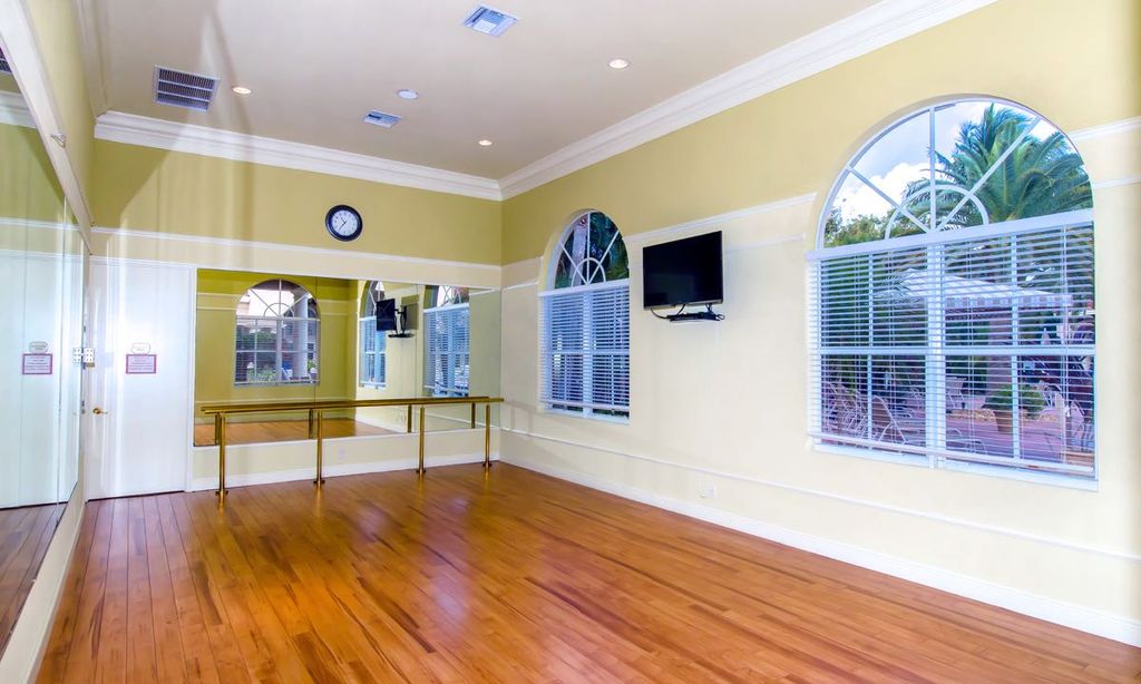 Aerobics & Dance Studio