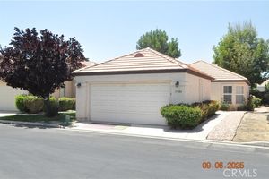 11584 OAK ST, APPLE VALLEY, CA