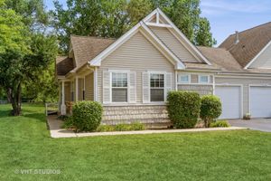 2501 PARK RIDGE CT # 2501, CREST HILL, IL