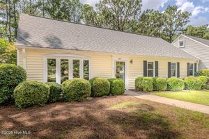 44 VILLAGE GREEN CIR, SOUTHERN PINES, NC