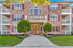 232 SOPHEE LN, LAKEWOOD, NJ