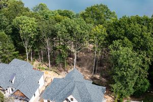 28 HUNTERWOOD CT, CROSSVILLE, TN