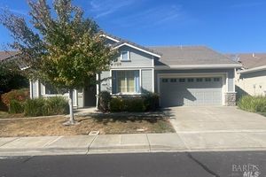 293 MANDARIN CIR, VACAVILLE, CA