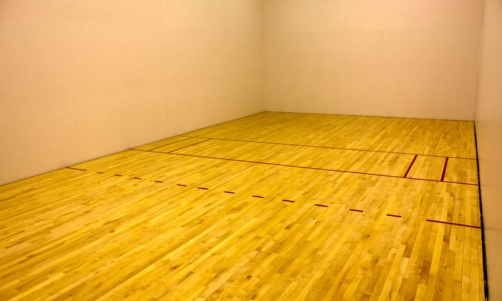 2 Racquetball Courts