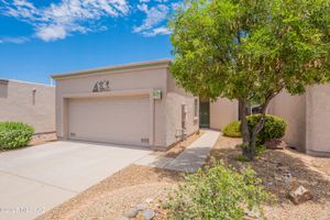 2311 S CLIFF DR, GREEN VALLEY, AZ