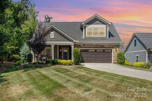 2245 LINCOLNSHIRE LN, WAXHAW, NC