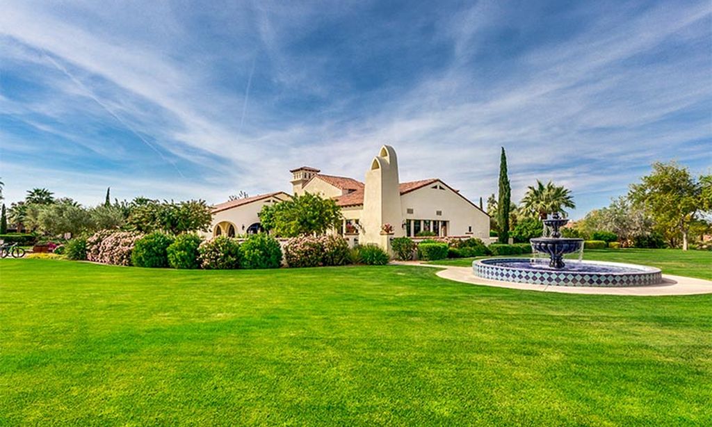 Corte Bella Clubhouse