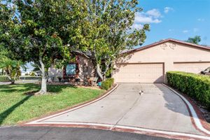 1823 ATRIUM DR, SUN CITY CENTER, FL