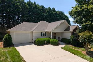 110 WHITEHALL DR, MOORESVILLE, NC